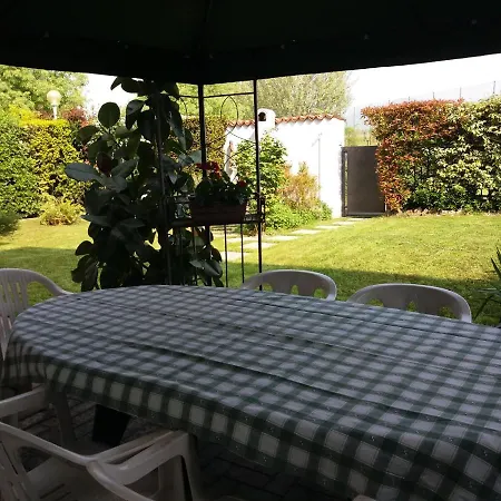 Apartment Casetta Miravigna Cozy Flat With Garden In Franciacorta & Iseo